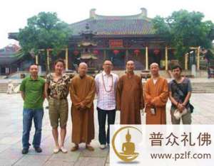 哥哥搜狐当老总,弟弟出家当和